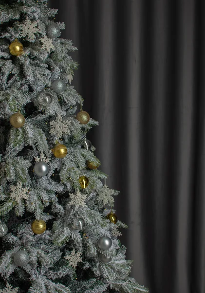 Kerstboom Versierd Met Kerstspeelgoed — Stockfoto