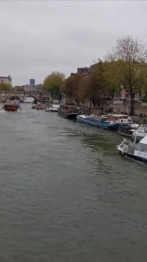 Paris'te seine Nehri