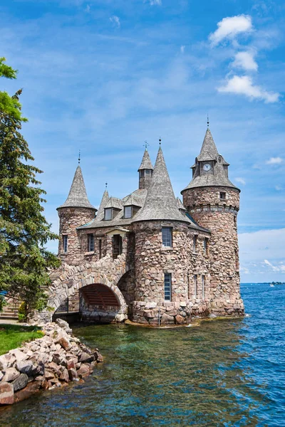 stock image Medieval castle on Hart Island in the Thousand Islands National Park on the Saint Lawrence River