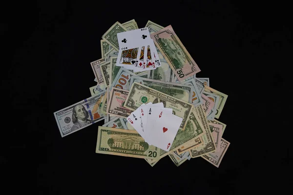 Deck Cartões Dinheiro Fundo Preto — Fotografia de Stock