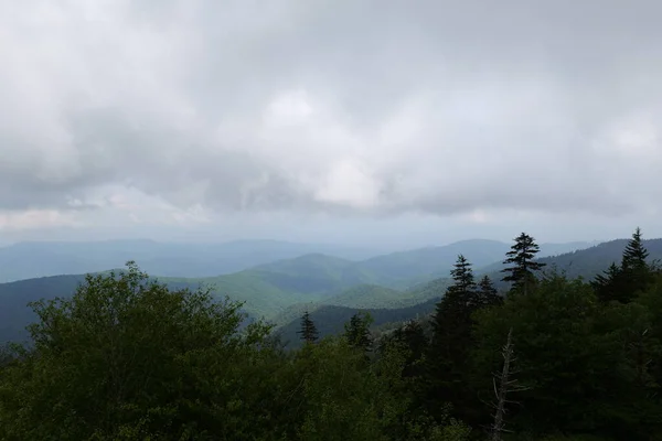 스모키 산맥과 테네시 노스캐롤라이나 사우스캐롤라이나 주변의 다양한 공원으로의 — 스톡 사진