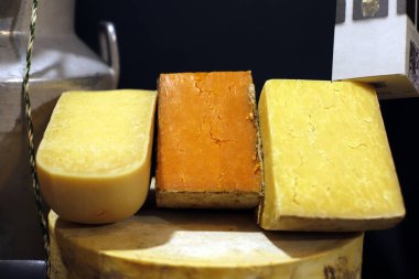 Geleneksel zanaatkar peynirleri