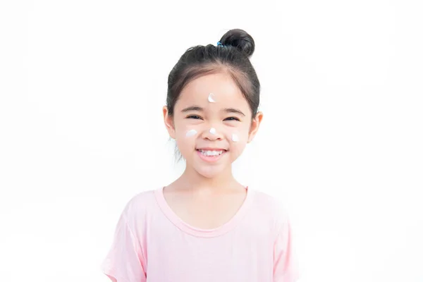 Çocuk Asya Cilt Bakımıyla Yüzleşir — Stok fotoğraf