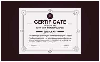 Üniversite ve okul için sertifika tasarımı ayartıcısı