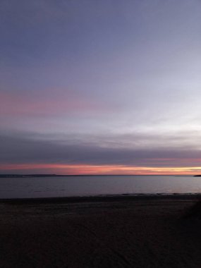 Atardecer on la playa