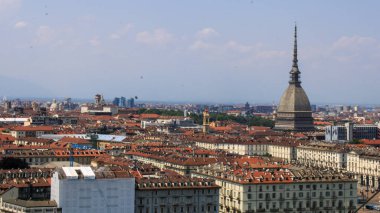 Torino 'dan görüntü. Çeşitli saraylar ve Köstebek Antonelliana bu manzaradan görülebilir..