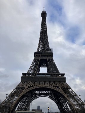 Paris 'teki Eyfel Kulesi
