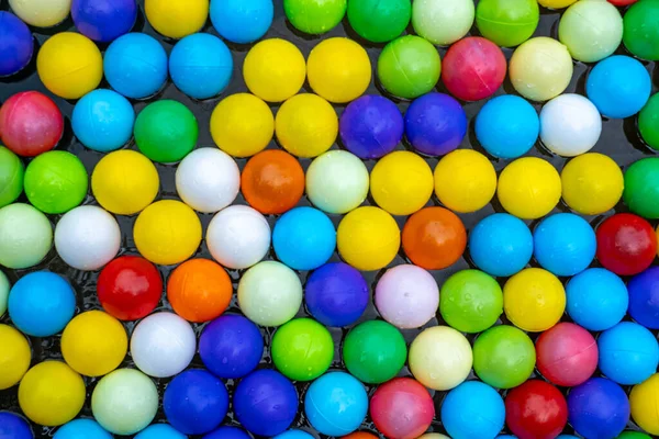 Πολύχρωμο Πλαστικό Φόντο Πισίνα Μπάλα Μπάλες Παιχνίδι Για Παιδί — Φωτογραφία Αρχείου