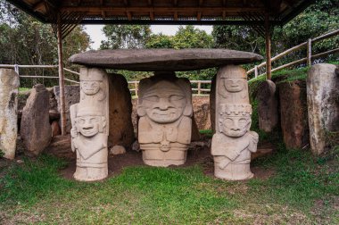 San Agustn Arkeoloji Parkı, Kolombiya 'daki antik dini anıt ve megalitik öncesi heykel, UNESCO DÜNYA HERİTESİ.