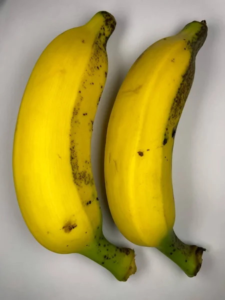 Plátano Amarillo Aislado Sobre Fondo Blanco — Foto de Stock