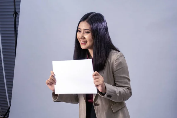Portrait Young Asian Business Woman White Sheet Studio Shot Business — Stock Photo, Image