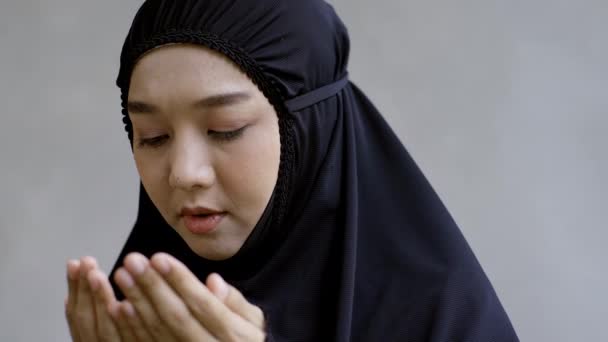 Působivé Vizuály Zobrazující Neochvějnou Oddanost Aspirace Vzájemné Propojení Asijských Muslimů — Stock video