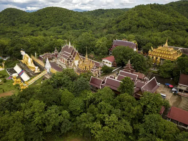 Buddhist Temple Wat Phra Suthon Mongkon Khiri Features Beautiful Architectures — Stock Photo, Image