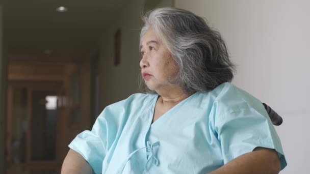 Asiática Adulto Mayor Mujer Que Sufre Trastorno Mental Enfermedad Descomposición — Vídeos de Stock