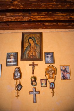 Meksika 'daki ev dini simgelerle dolu..