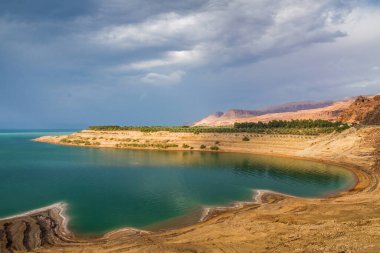 Ürdün 'deki ölü deniz manzarası 