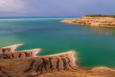 Ürdün 'deki ölü deniz manzarası 