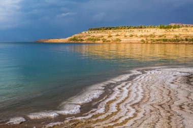 Ürdün 'deki ölü deniz manzarası 