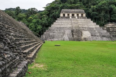 Palenque, Meksika ve Chiapas 'ta Maya piramidi