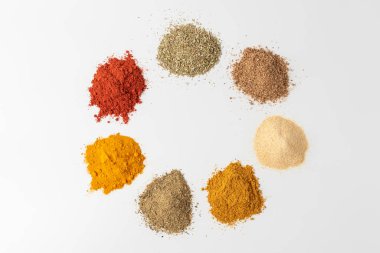 Baharat ve bitki seti. Hint mutfağı.