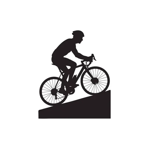 Beyaz arka planda izole edilmiş dağ bisikleti üzerinde yokuş yukarı giden bir bisikletçinin silueti.