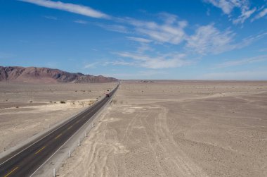 Çölde, Nazca 'da, Peru' da yol manzarası