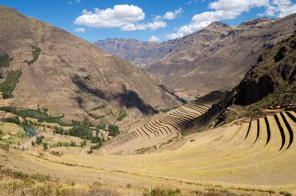 Antik Peru şehrinin kalıntıları.