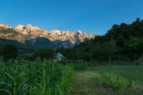 Tramonto Sulle Montagne Theth Valle Albania — Foto Stock