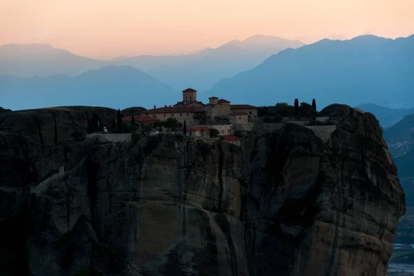 Захід Сонця Монастирем Горами Метеора Греція — стокове фото