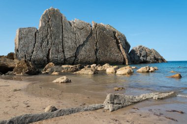 Cantabria 'nın kayalık kıyıları, İspanya