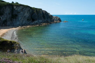 Sahilden deniz manzarası