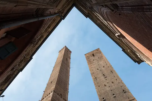 Знаменитые Башни Города Болоньи Италия — стоковое фото