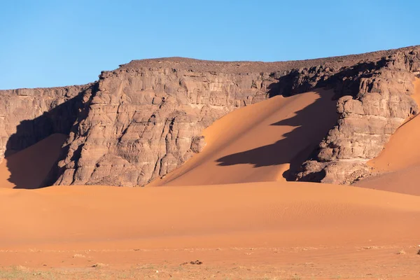 알제리 Tadrart의 모래와 — 스톡 사진