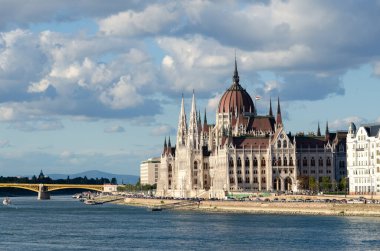 Tuna Nehri 'nden Budapeşte Parlamentosu