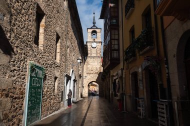 Ponferrada, Santiago tarzında İspanya 'nın kuzeyindeki antik şehir.