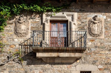 Ponferrada, Santiago tarzında İspanya 'nın kuzeyindeki antik şehir.