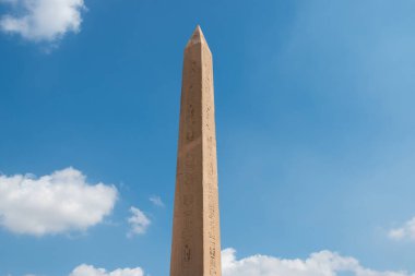 Obelisc Kahire Büyük Mısır Müzesi 'nde.
