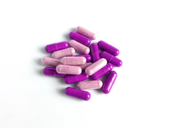 ピンクの丸薬薬は健康シリマリウムのマリウムの肝臓の解毒カプセルを治します ストックフォト