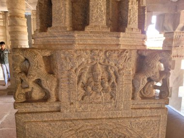 Jain Mutt Moodbidri - Parshwanatha Swami - Karnataka, Hindistan