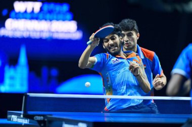 Chennai, Hindistan. 26 Mart 2025. Hintli çift Ankur Bhattacharjee ve Payas jain, İtalyan Carlo Rossi ve John Oyebode 'yi yenerek WTT yıldız yarışmacılarının birinci turunu kazandılar..