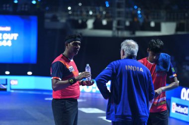 Chennai, Hindistan. 27 Mart 2025. Hintli çift Sharath Achanta ve Snehit Suravajjula, Avustralyalı çift Nicholas Lum ve Finn Luu 'yu yendi.