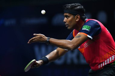 Chennai, Hindistan. 27 Mart 2025. Hintli çift Sharath Achanta ve Snehit Suravajjula, Avustralyalı çift Nicholas Lum ve Finn Luu 'yu yendi.