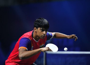 Chennai, Hindistan. 27 Mart 2025. Hintli çift Sharath Achanta ve Snehit Suravajjula, Avustralyalı çift Nicholas Lum ve Finn Luu 'yu yendi.