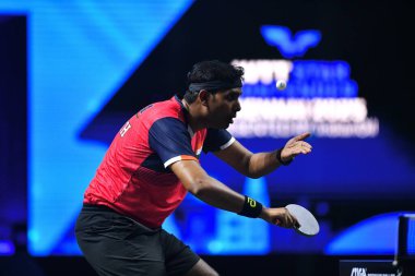 Chennai, Hindistan. 27 Mart 2025. Hintli çift Sharath Achanta ve Snehit Suravajjula, Avustralyalı çift Nicholas Lum ve Finn Luu 'yu yendi.