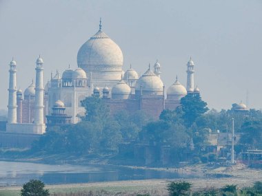 Tac Mahal, Agra, Hindistan 'daki dünyanın harikalarından biri..
