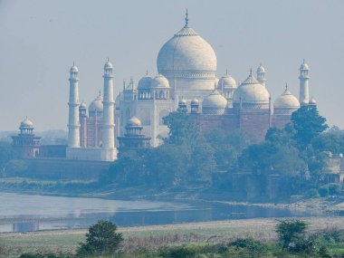 Tac Mahal, Agra, Hindistan 'daki dünyanın harikalarından biri..