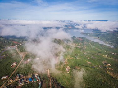 dağ sırasının havadan görüntüsü
