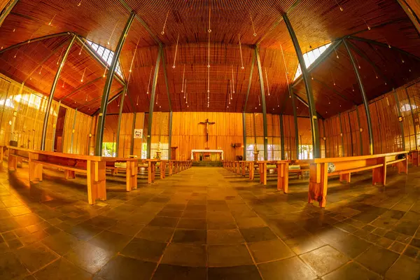 Interior Una Iglesia Moderna — Foto de Stock