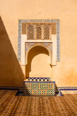 Bahia Sarayı 'nda çok güzel bir bahçe süsü. Marakeş, Fas