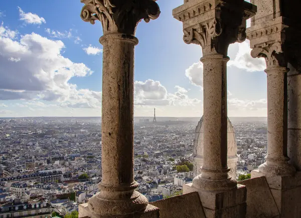 Paris 'teki Basilique Du Sacr-Coeur' dan görüntü